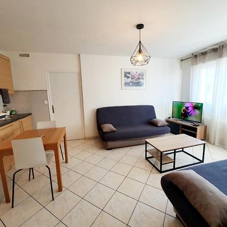 Apartamento Apart 5 Personnes, 1Min Gare D'Annemasse, Geneve 5Km Exterior foto